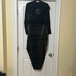 STUNNING Alembika Dress with Velvet accents